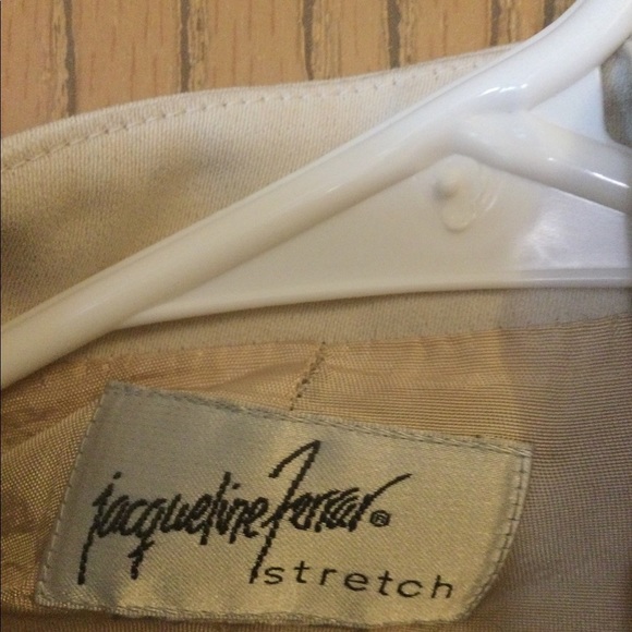 JACQUELIN ferrar womens beige jacket size 18 - Picture 3 of 4